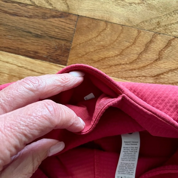 Lululemon V-Waist Yoga Textured Tight - Vintage Rose - size 6 - Picture 3 of 5